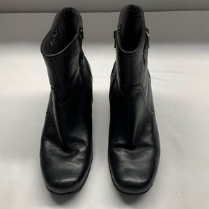 Clarks Bendables Leather Boots Chunky Heel Black Size 7.5 M